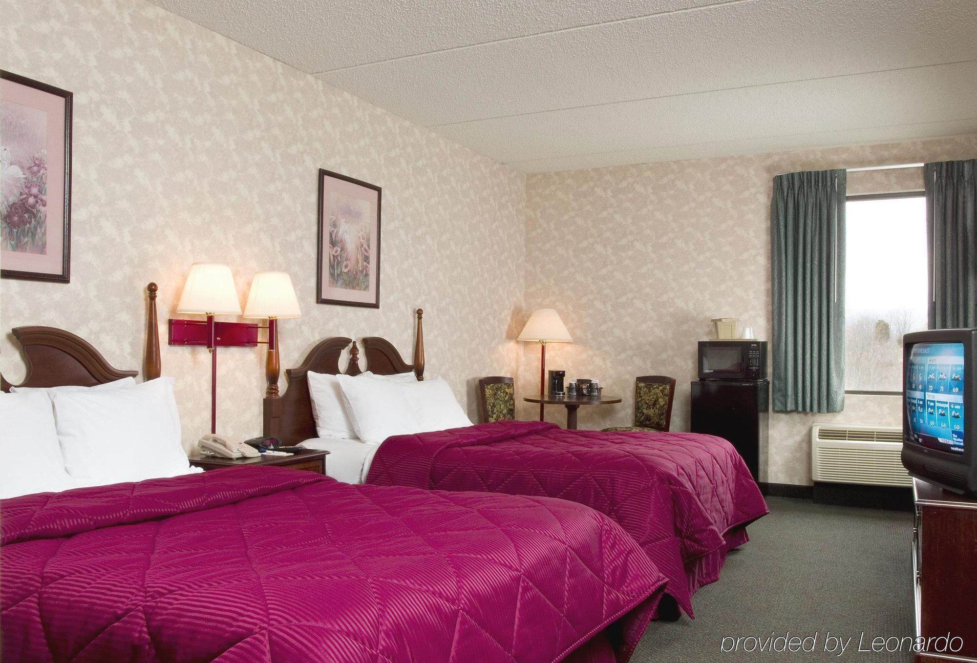 Holiday Inn Express Harrisburg Ne, An Ihg Hotel Manadahill Room photo